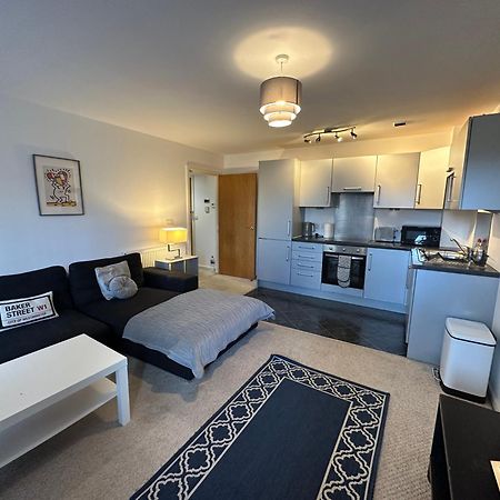 Etihad Fc 2Br Apartment With Water View Manchester Exterior foto