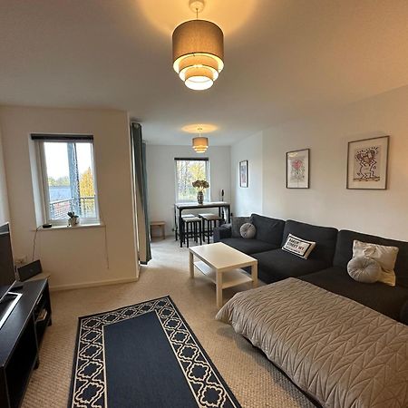 Etihad Fc 2Br Apartment With Water View Manchester Exterior foto